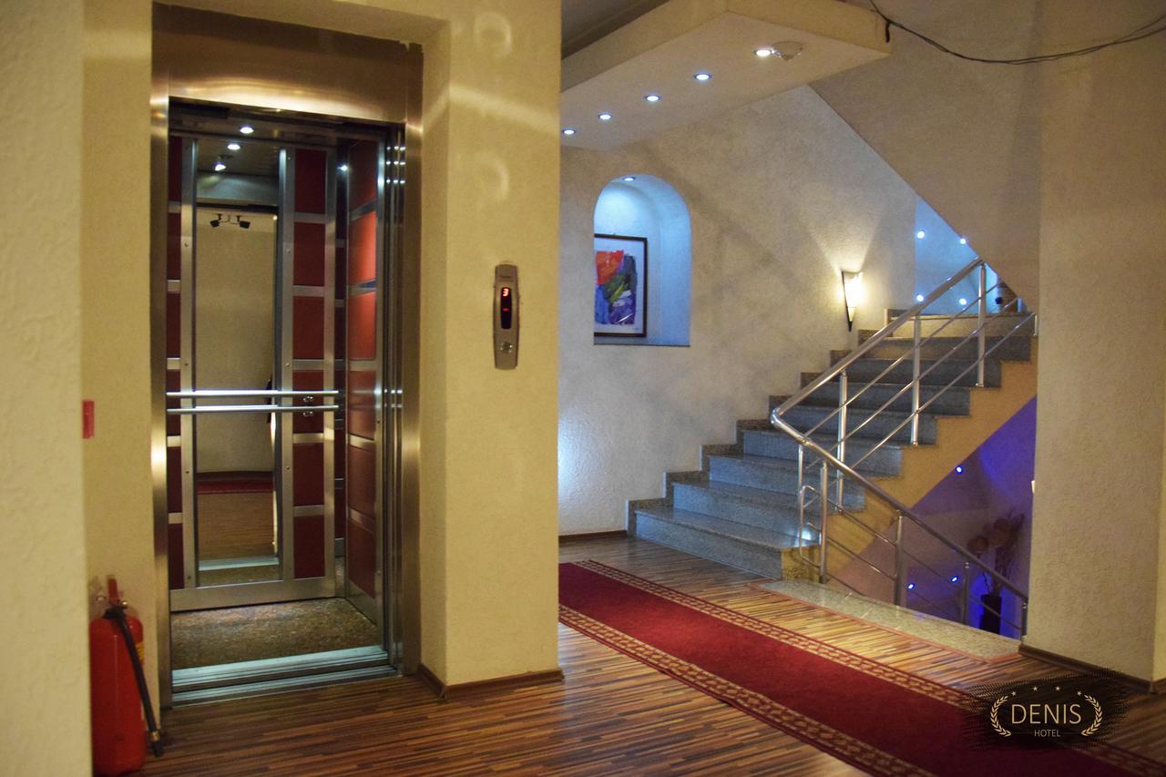 Hotel Denis Pristina Exterior photo